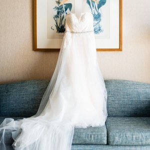 Wedding Gown - Grace + Ivory EUC, Size 4